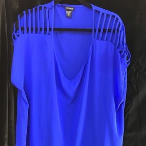 Blue short sleeve blouse.